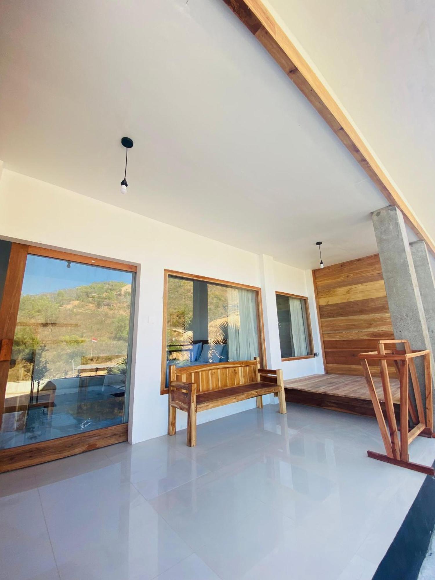 Sky Mountain Views 호텔 Kuta  외부 사진