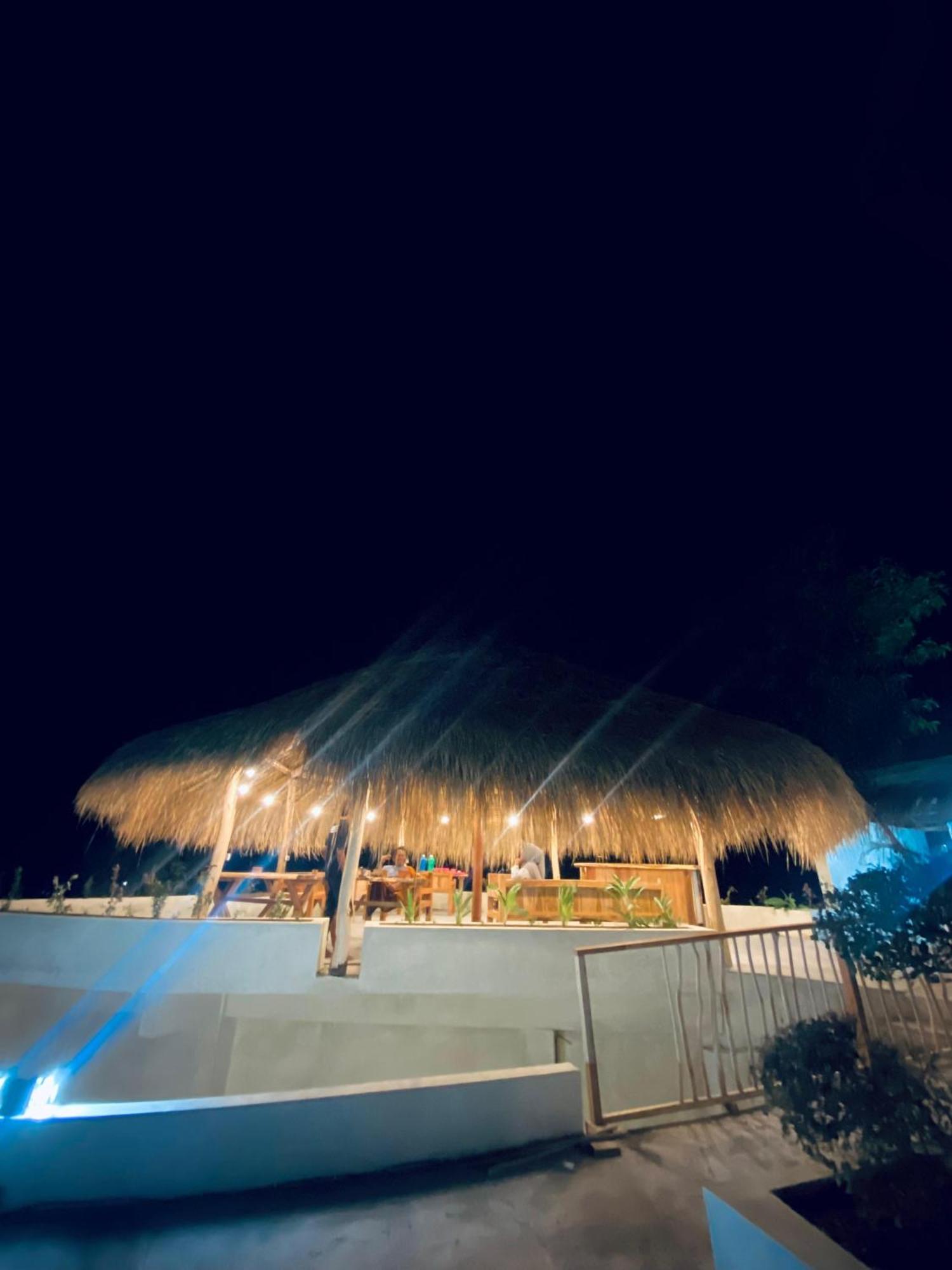 Sky Mountain Views 호텔 Kuta  외부 사진